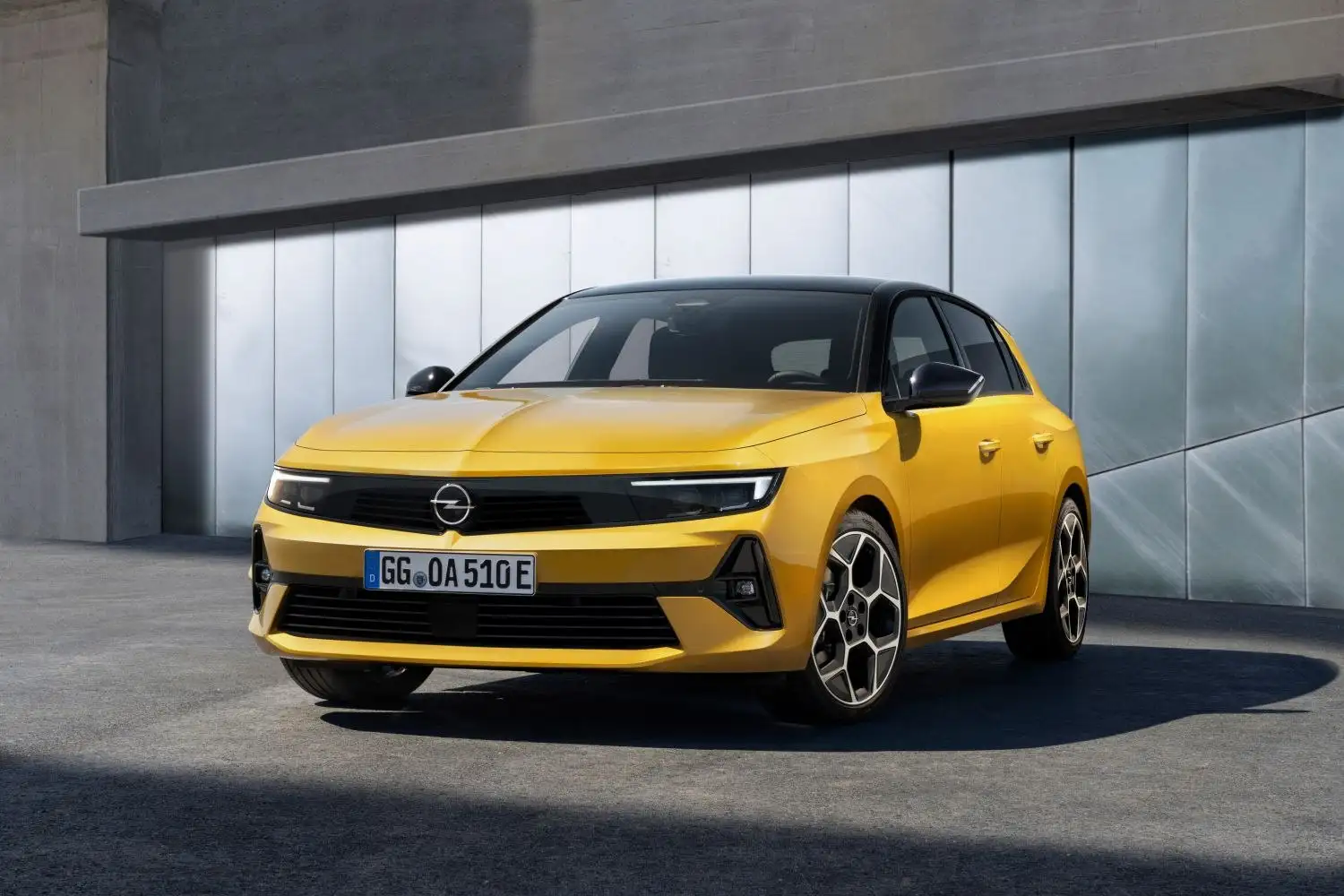 Review: 2021 Opel Astra L 1.2 Turbo (130 Hp)